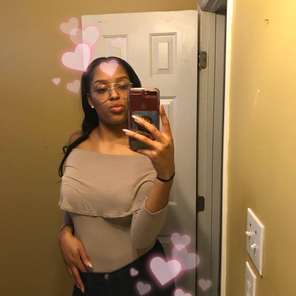 Meet your Posher, Daysha